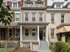 4006 7th St NW in Washington, DC - Building Photo
