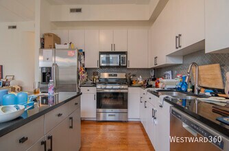 1301 W Washington Blvd in Chicago, IL - Building Photo - Building Photo