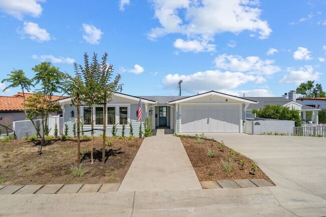 property at 101 Vía Colusa