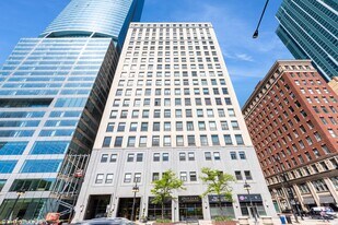 910 S Michigan Ave, Unit 1306 in Chicago, IL - Building Photo