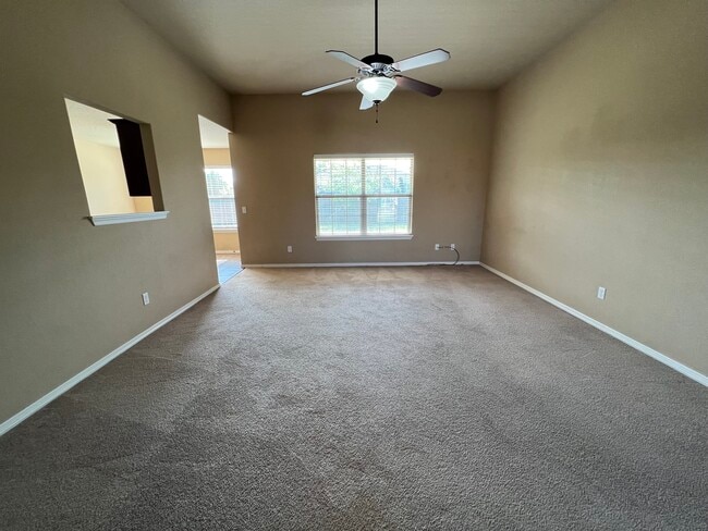 210 Willow Dr in Centerton, AR - Building Photo - Building Photo