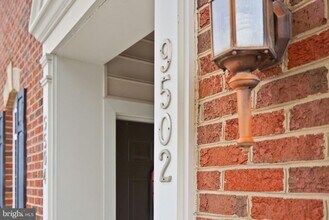 9502 Lee Ct in Manassas, VA - Building Photo - Building Photo