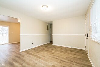 2902 Dawson St in Indianapolis, IN - Building Photo - Building Photo