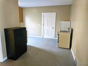 1704 Abbott Rd in Buffalo, NY - Building Photo - Building Photo