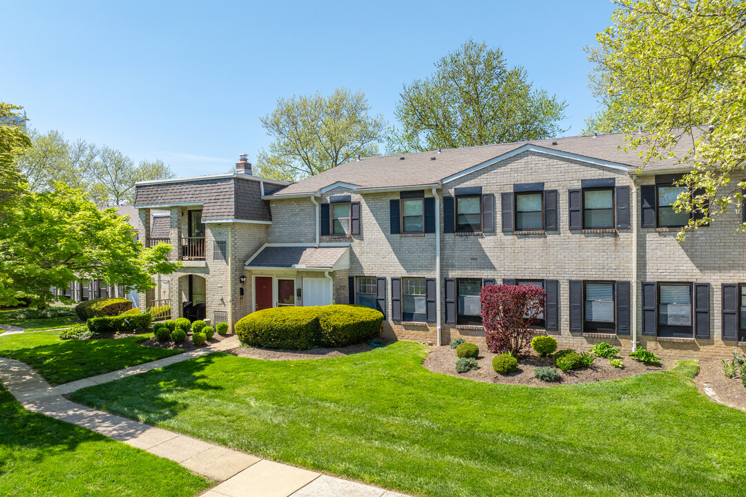 501 N Bethlehem Pike in Ambler, PA - Building Photo