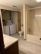 317 River St, Unit #5 in Black River Falls, WI - Building Photo - Building Photo