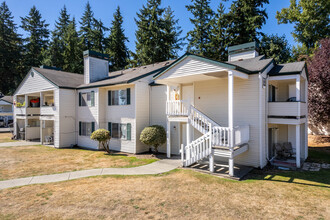 Forest Lane Apartments in Bothell, WA - Building Photo - Building Photo