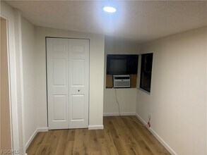 202 2nd St in Ft. Myers, FL - Building Photo - Building Photo