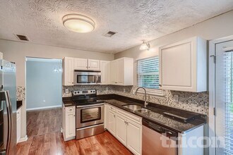 3392 Summit Creek Ln in Loganville, GA - Building Photo - Building Photo