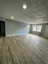 727 Essex Rd in Daytona Beach, FL - Building Photo - Building Photo