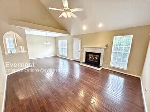 6752 Sugar Hill Dr in Nashville, TN - Building Photo - Building Photo