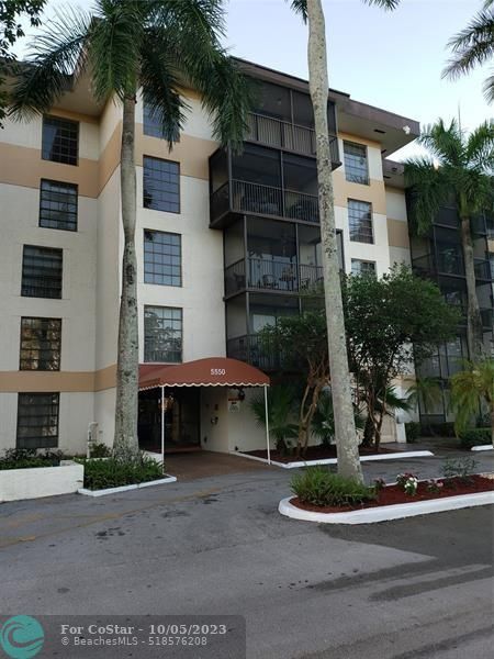 5550 NW 44th St in Lauderhill, FL - Building Photo