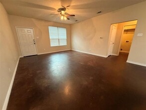 121 Flat Creek Dr in Robinson, TX - Building Photo - Building Photo