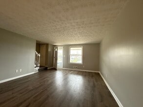 1005 Kayden Ln in Essex, MD - Building Photo - Building Photo