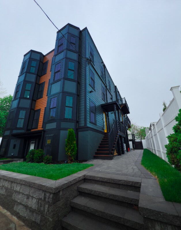 property at 21 High St