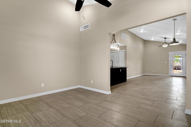 11405 Marcos Lucero Pl in El Paso, TX - Building Photo - Building Photo