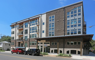 908 Nueces St Apartments