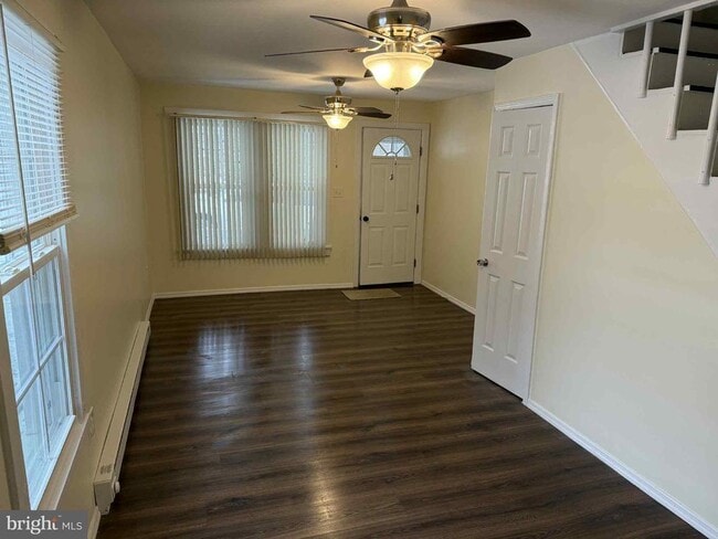 1407 E Norwegian St in Pottsville, PA - Building Photo - Building Photo