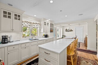 33 Oceanside Dr in Scituate, MA - Building Photo - Building Photo