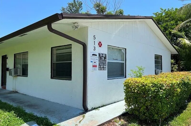513 SW 2nd Ct in Pompano Beach, FL - Building Photo