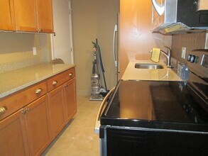 53 Melrose St, Unit 3E in Melrose, MA - Building Photo - Building Photo