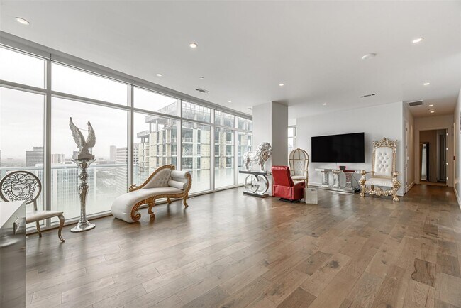 property at 4521 San Felipe St