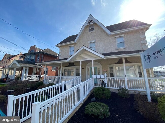 property at 478 E Main St