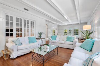 141 Chilean Ave in Palm Beach, FL - Building Photo - Building Photo