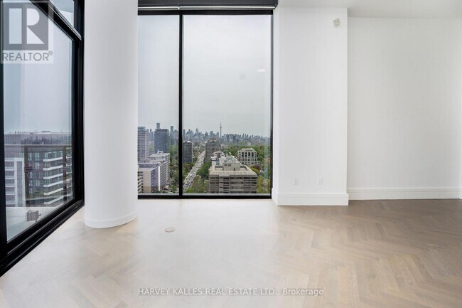 property at 215 Lonsdale Rd