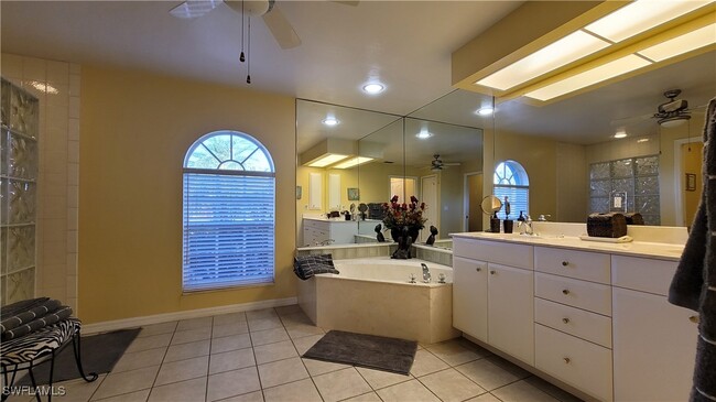 property at 2720 SW 51st St
