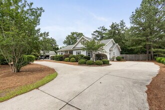 1350 Monticello Dr in Pinehurst, NC - Building Photo - Building Photo