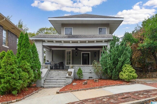 2810 Rhodes Cir S in Birmingham, AL - Building Photo - Building Photo