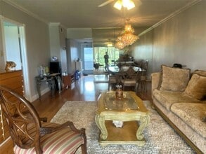 7847 Golf Cir Dr, Unit 311 in Margate, FL - Building Photo - Building Photo
