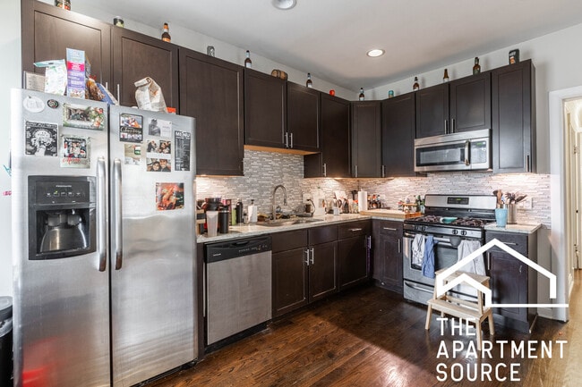 2660 N Ashland Ave, Unit 2, Unit 2