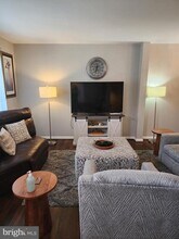 407 Galway Ln in Stafford, VA - Foto de edificio - Building Photo