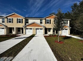 8206 Halls Hammock Ct in Jacksonville, FL - Building Photo