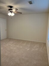 19118 Avalon Springs Dr in Tomball, TX - Building Photo - Building Photo