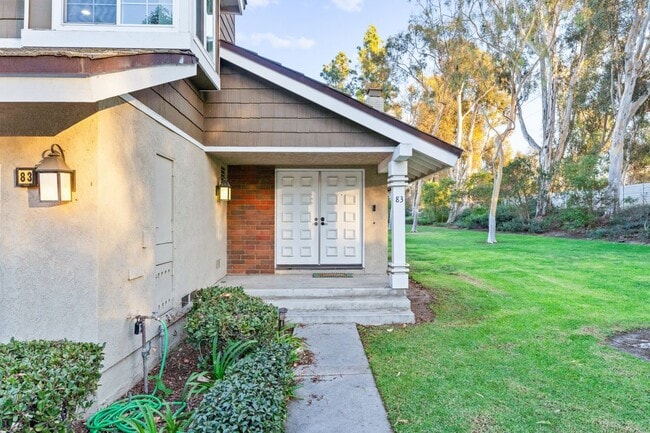 83 Weepingwood, #35 in Irvine, CA - Building Photo - Building Photo