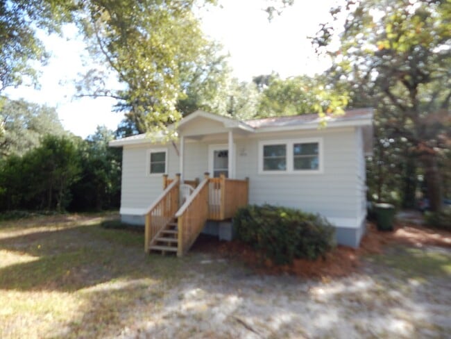 property at 4910 Wrightsville Ave