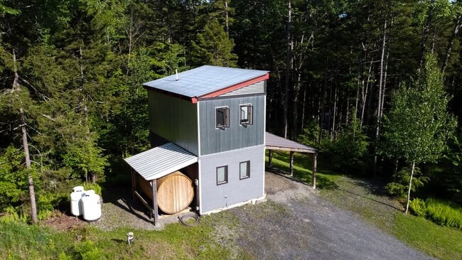 127 Wood Rd in Montpelier, VT - Building Photo - Building Photo