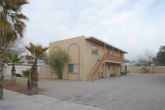 North Cardi Apartments in Tucson, AZ - Foto de edificio - Building Photo