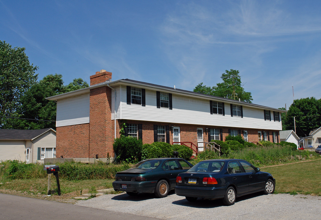 36 Elm St in Cedarville, OH - Building Photo