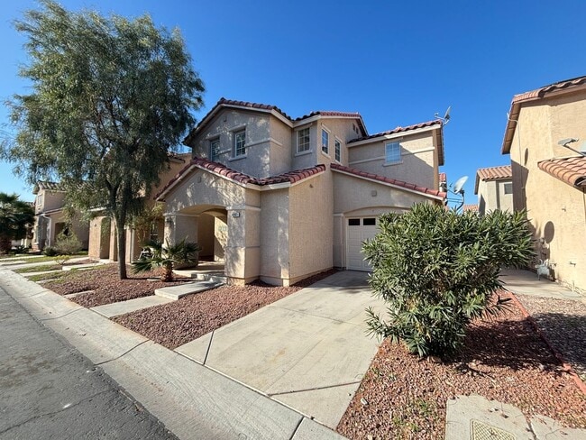 4961 Secret Rock St in Las Vegas, NV - Building Photo - Building Photo