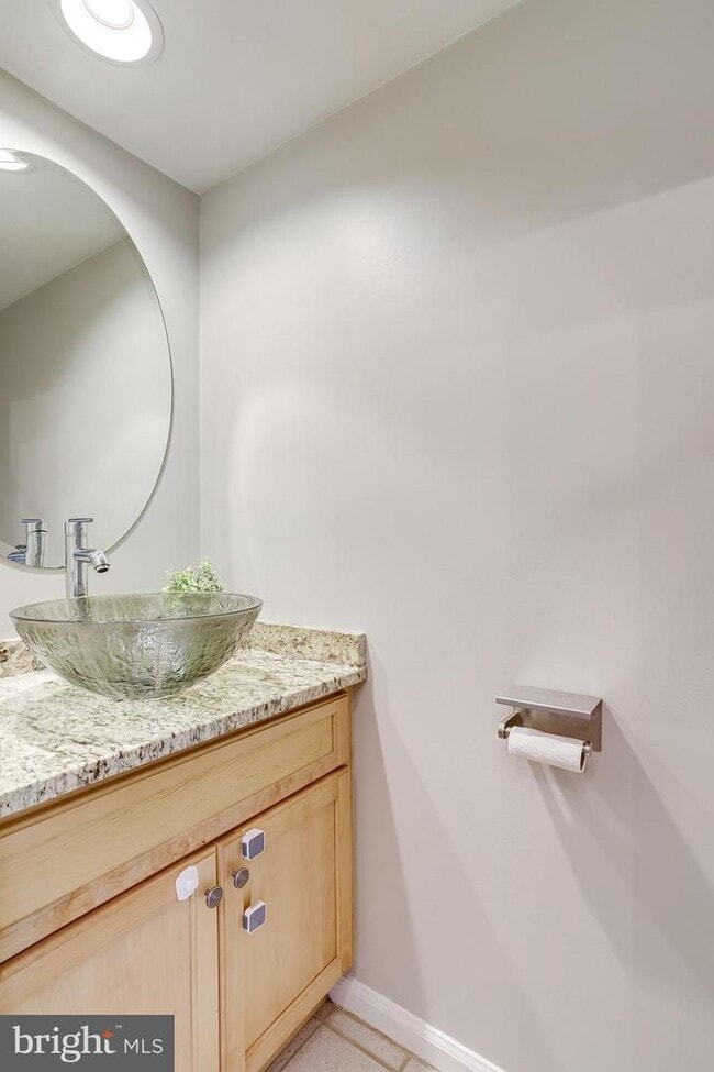 2911 S Woodstock St in Arlington, VA - Building Photo - Building Photo