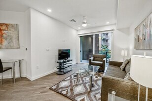 375 Camino De La Reina, Unit ID1039835P in San Diego, CA - Building Photo