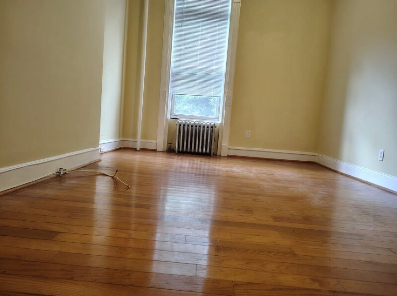380 Jefferson St in Brooklyn, NY - Building Photo