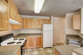 Salmon Run at Perry Creek in Bothell, WA - Foto de edificio - Interior Photo