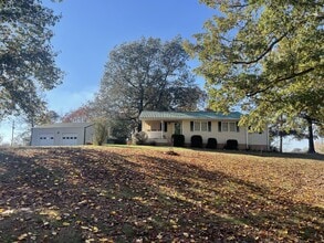 1013 Murrieltown Rd in Sonora, KY - Building Photo - Building Photo
