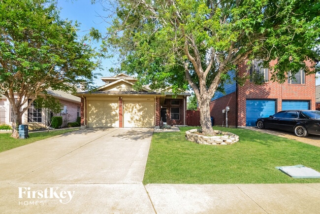 property at 2013 Raven Ln