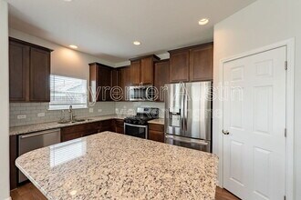10812 Harwood Overlook Pass in Austin, TX - Building Photo - Building Photo